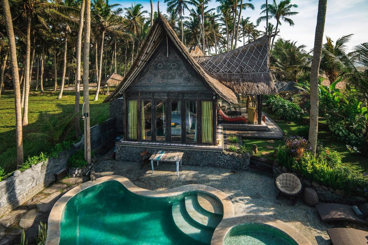 Absolute Beachfront Villa Laut Tabanan  Exterior photo